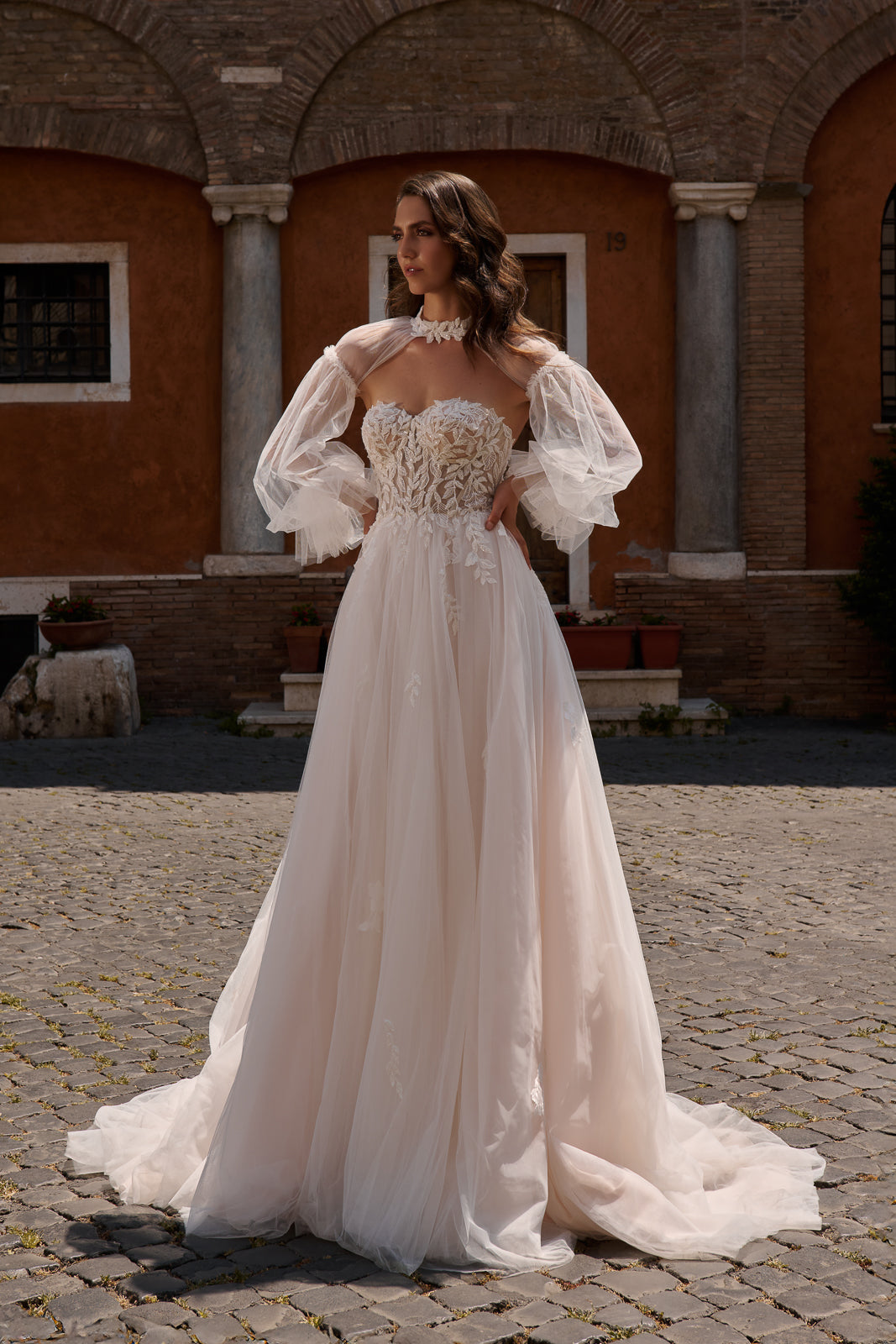 How to Wear Long Sleeve Wedding Dress Styles