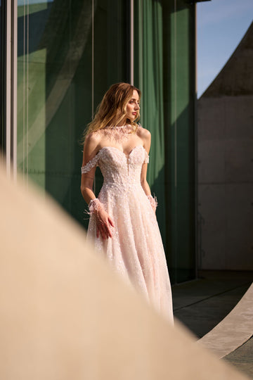 How to Style a Sweetheart Neckline Gown