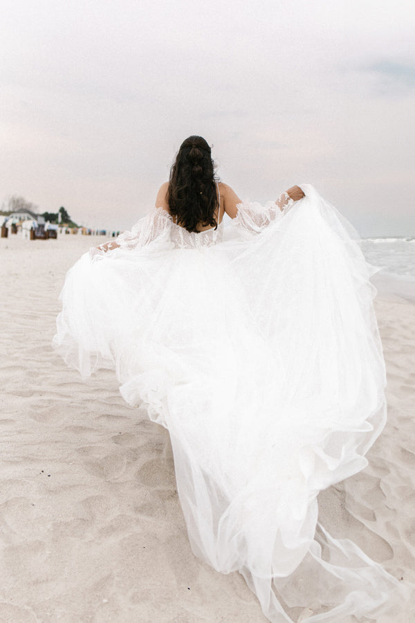 Lina Becker Germany bride